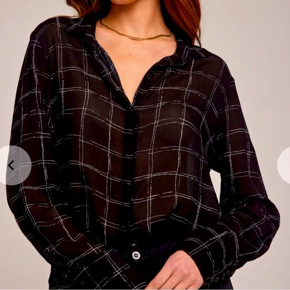 BELLA DAHL - Picture 1 of 9